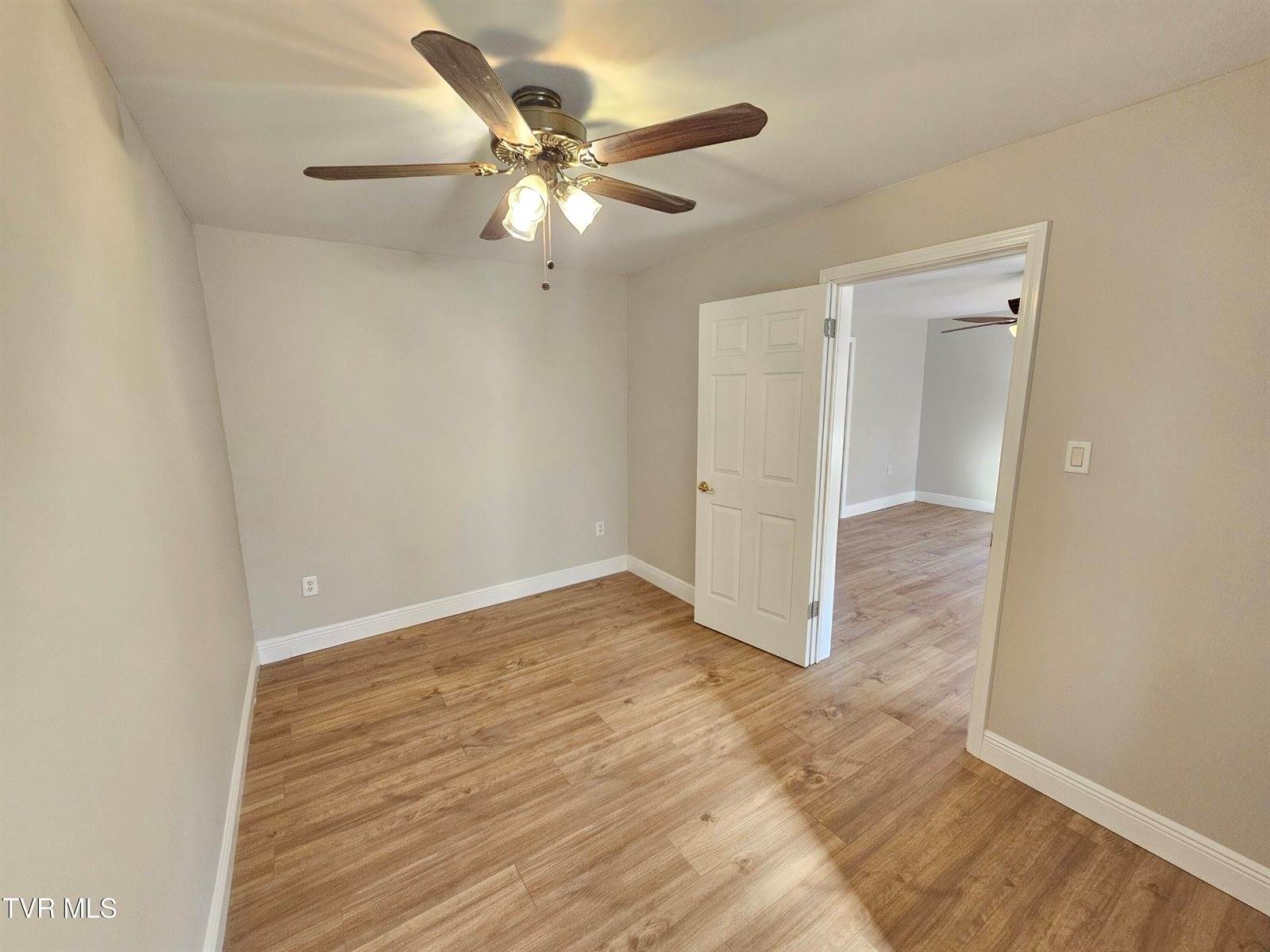 209 North Paperville Road, Bristol, TN 37620