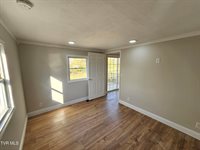 209 North Paperville Road, Bristol, TN 37620