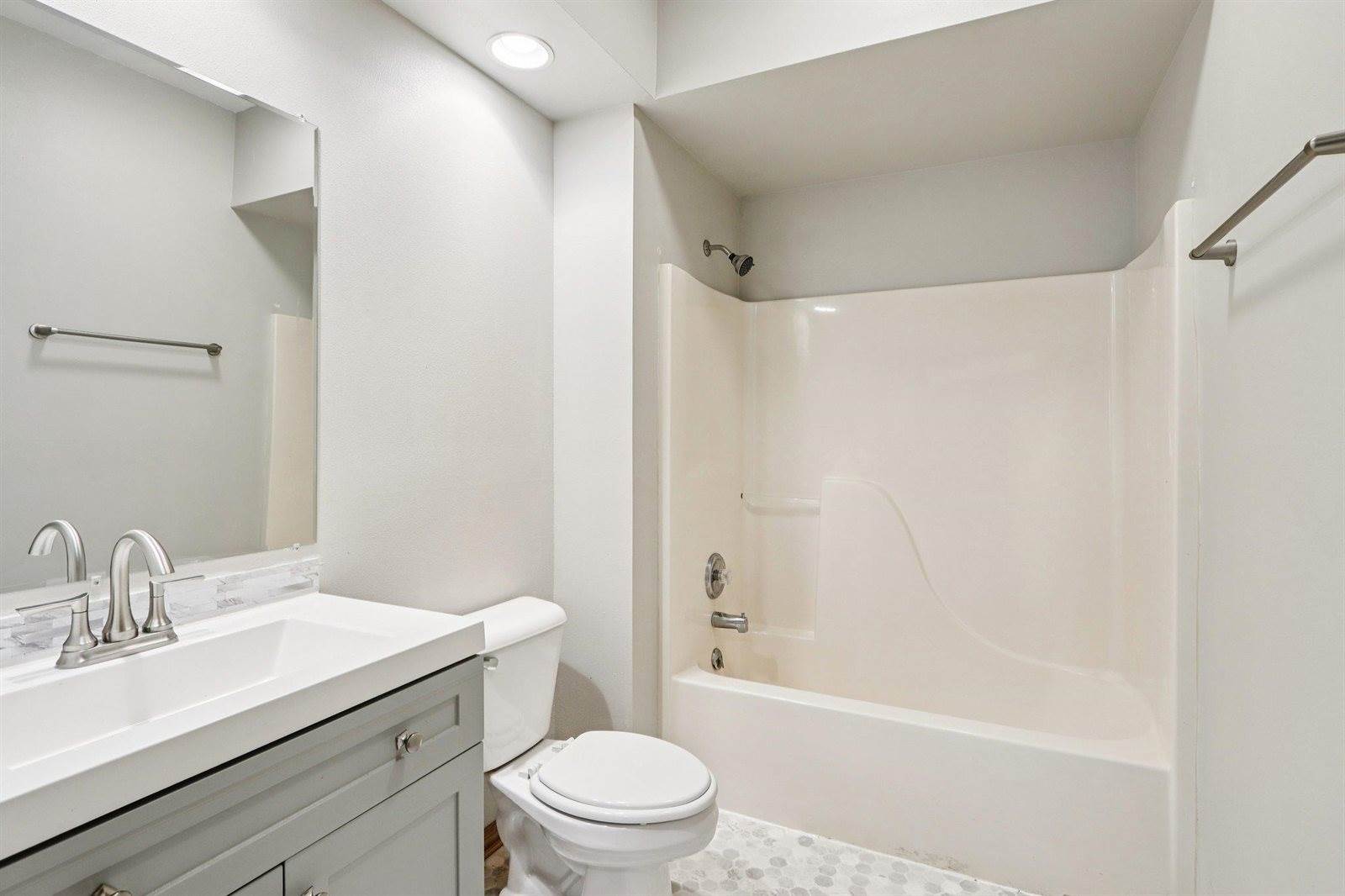 2820 Mickelson, Fitchburg, WI 53711