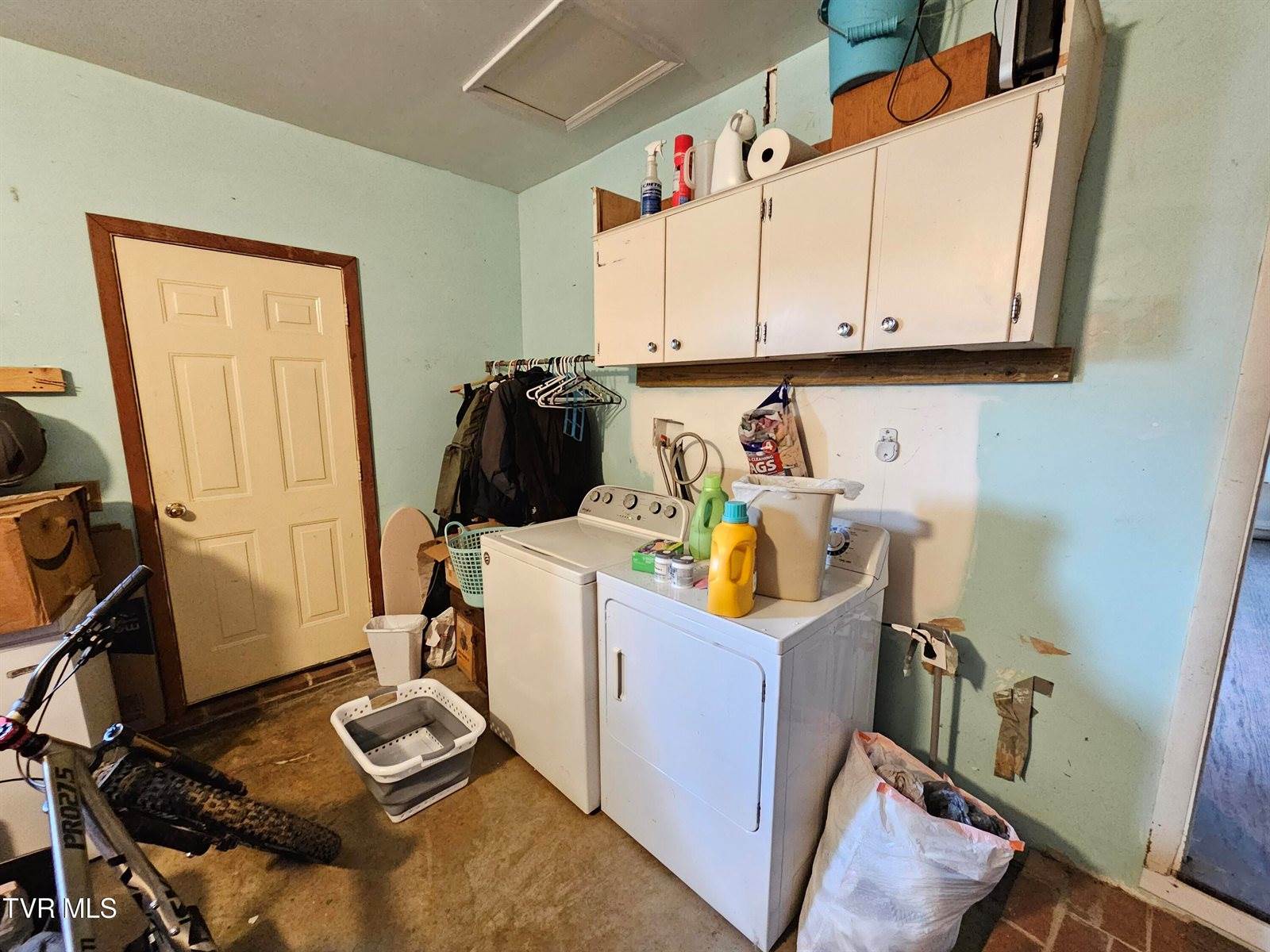 1520 Sylvan Drive, Johnson City, TN 37604