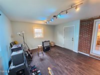 1520 Sylvan Drive, Johnson City, TN 37604