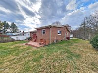 1520 Sylvan Drive, Johnson City, TN 37604