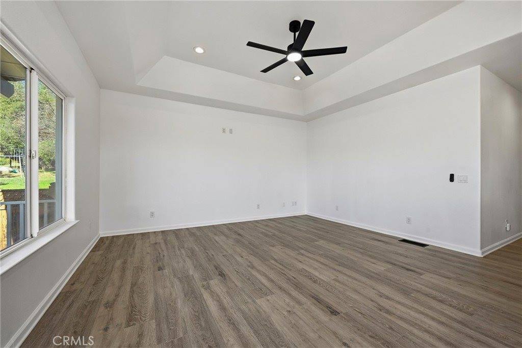 19285 Ravenhill, Hidden Valley Lake, CA 95467