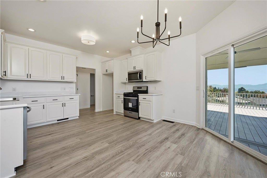 19285 Ravenhill, Hidden Valley Lake, CA 95467