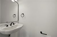 19285 Ravenhill, Hidden Valley Lake, CA 95467