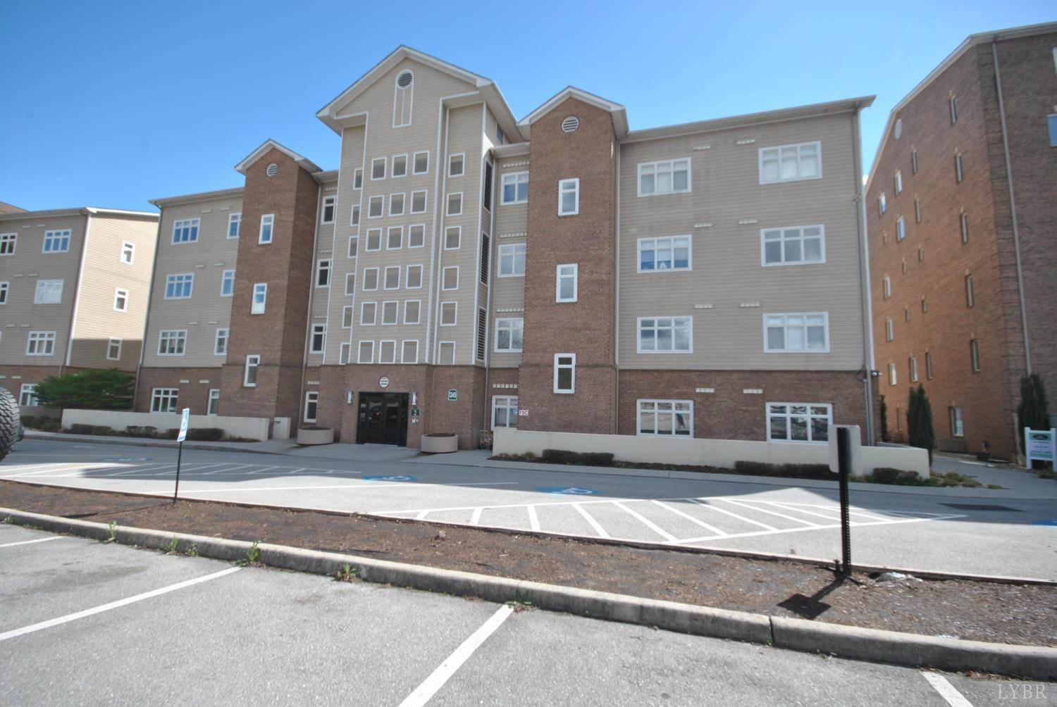 1245 Graves Harbor Trail, Huddleston, VA 24104