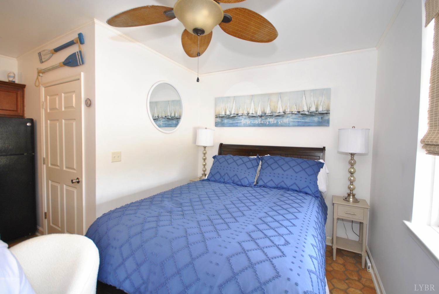 1245 Graves Harbor Trail, Huddleston, VA 24104