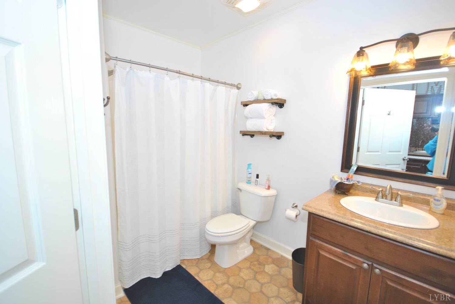 1245 Graves Harbor Trail, Huddleston, VA 24104