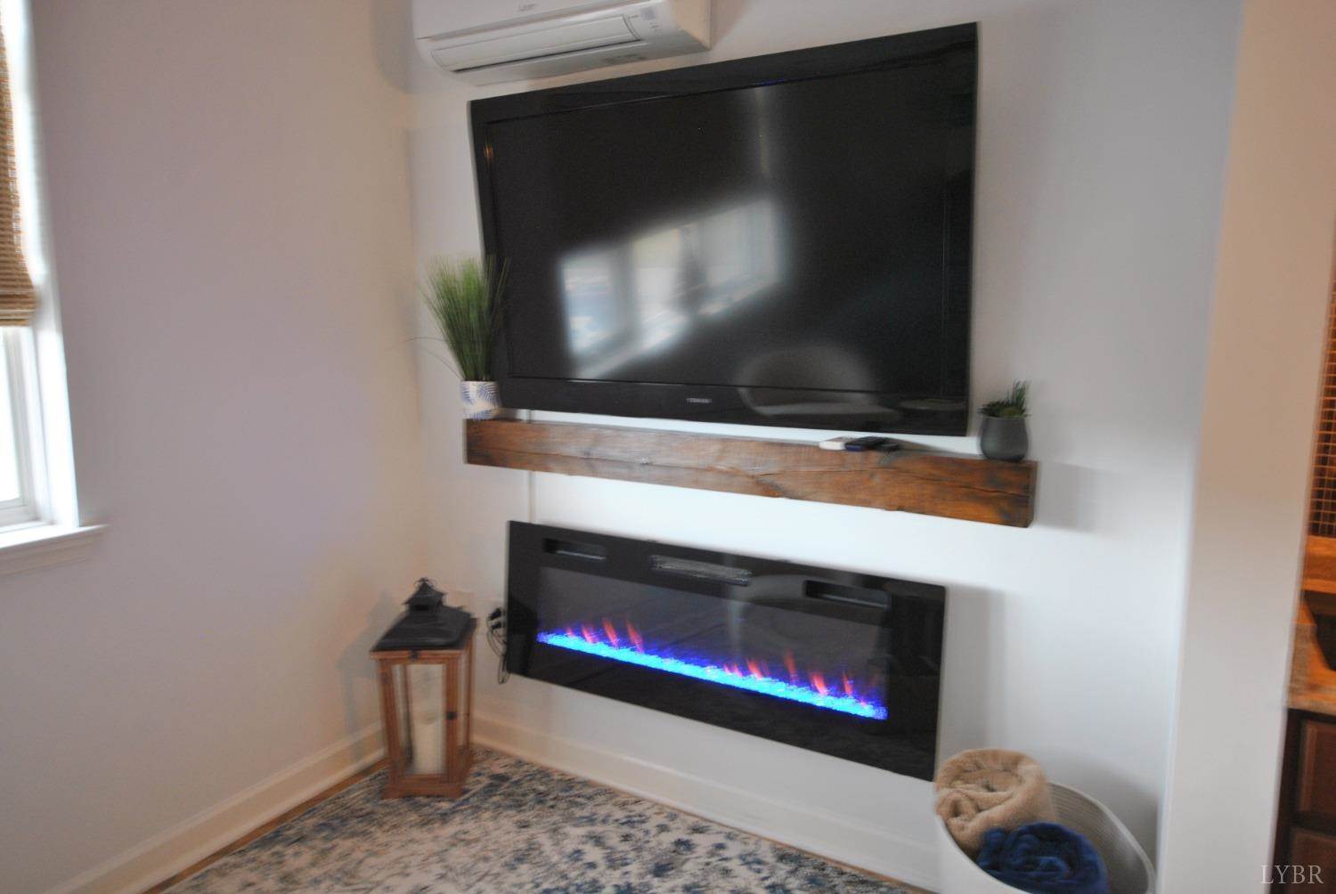 1245 Graves Harbor Trail, Huddleston, VA 24104