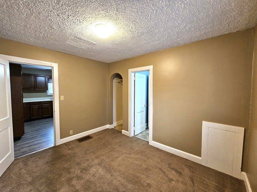 820 E 7th Street, Ashland, OH 44805