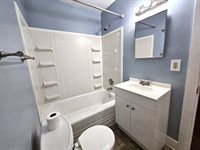 820 E 7th Street, Ashland, OH 44805