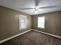 820 E 7th Street, Ashland, OH 44805