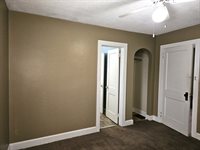 820 E 7th Street, Ashland, OH 44805