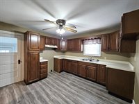 820 E 7th Street, Ashland, OH 44805