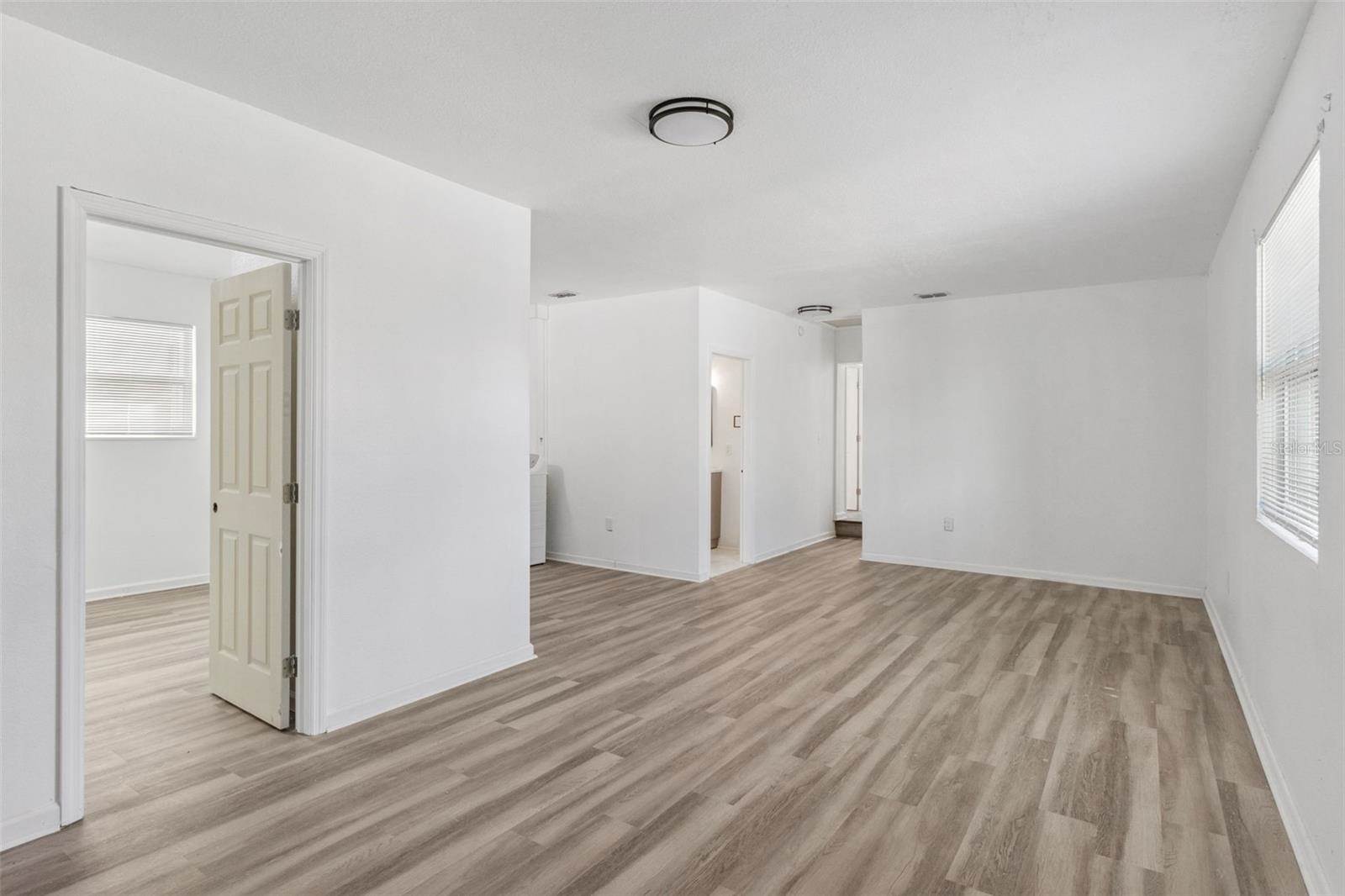 301 Bassedena Circle North, Lakeland, FL 33805