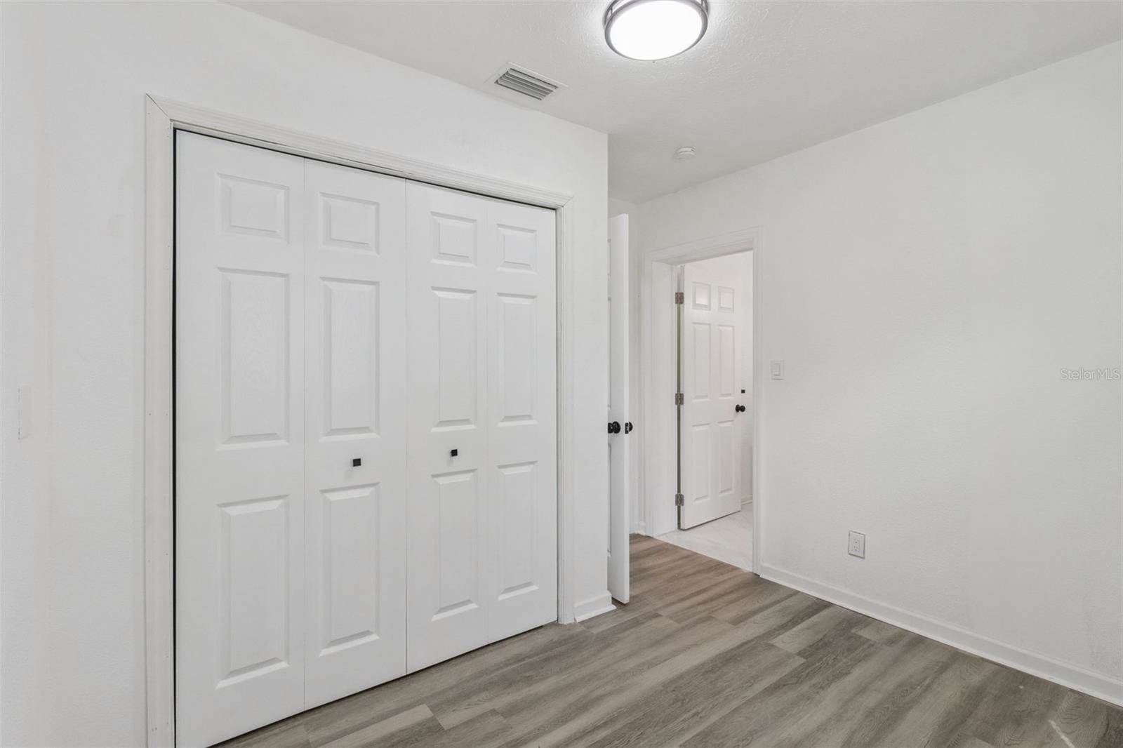 301 Bassedena Circle North, Lakeland, FL 33805