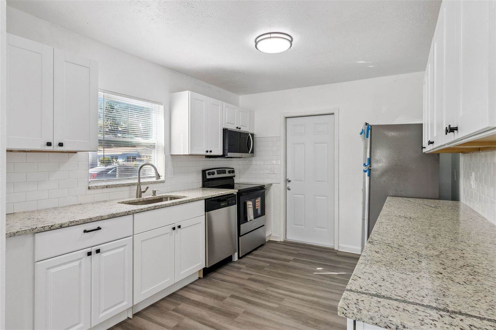 301 Bassedena Circle North, Lakeland, FL 33805