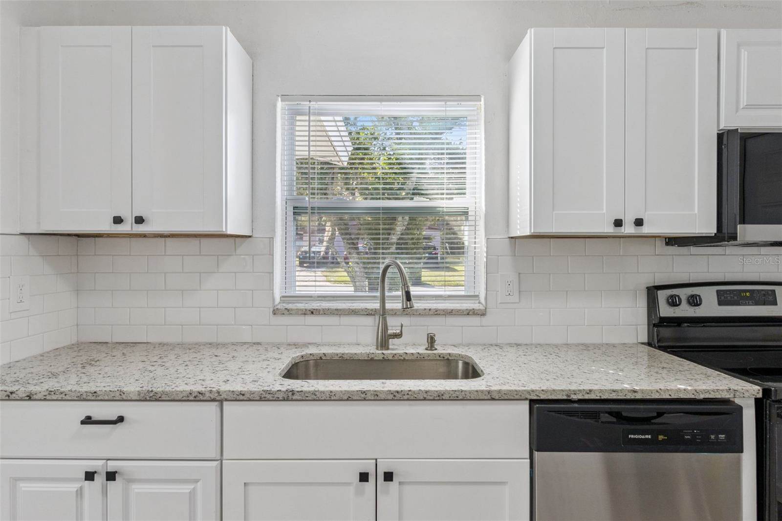 301 Bassedena Circle North, Lakeland, FL 33805