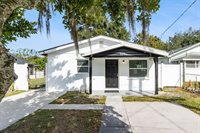 301 Bassedena Circle North, Lakeland, FL 33805