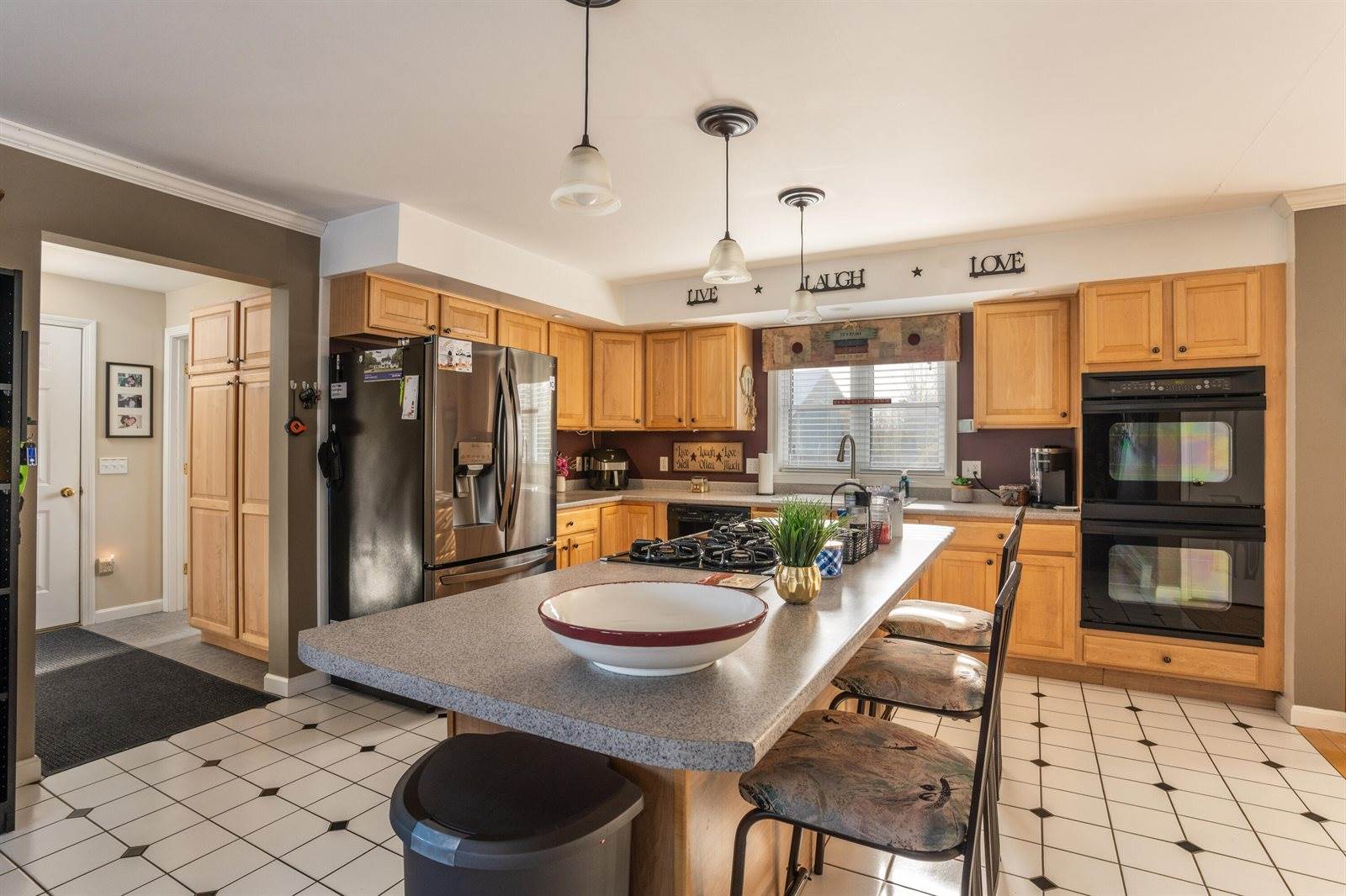 19 Cunningham Lane, Milford, ME 04461