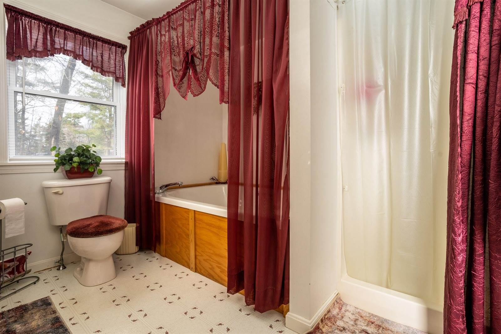 19 Cunningham Lane, Milford, ME 04461