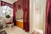 19 Cunningham Lane, Milford, ME 04461