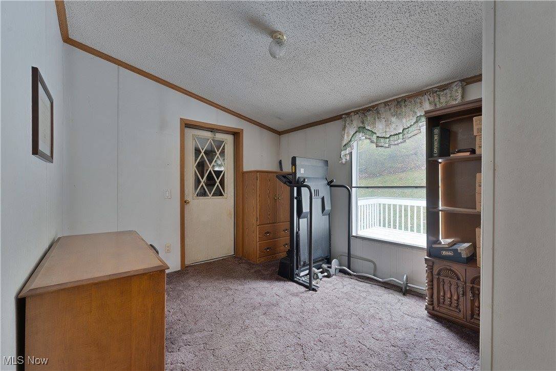 46835 Mary Street, East Liverpool, OH 43920