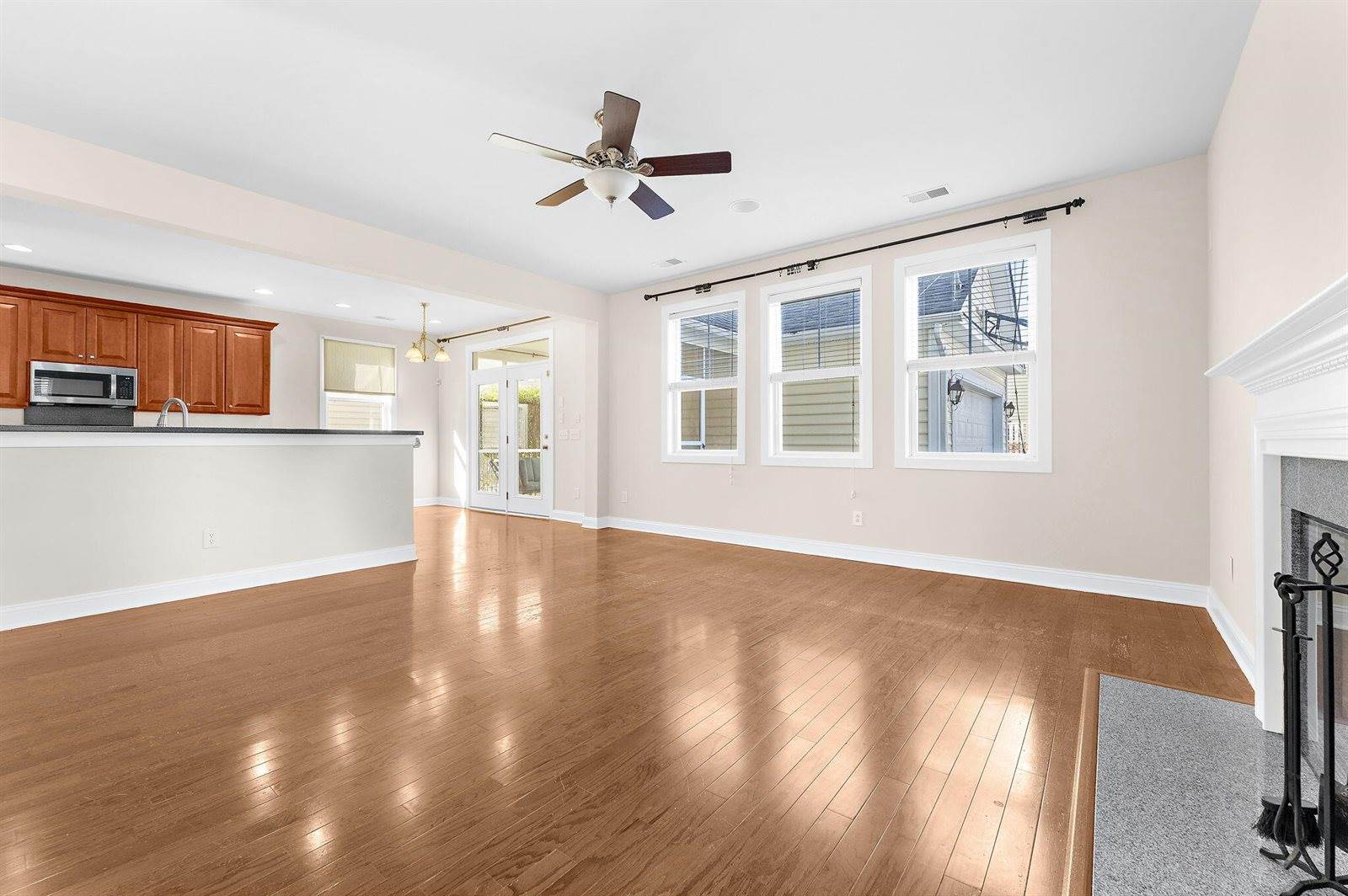 122 Scrapbook Lane, Summerville, SC 29483