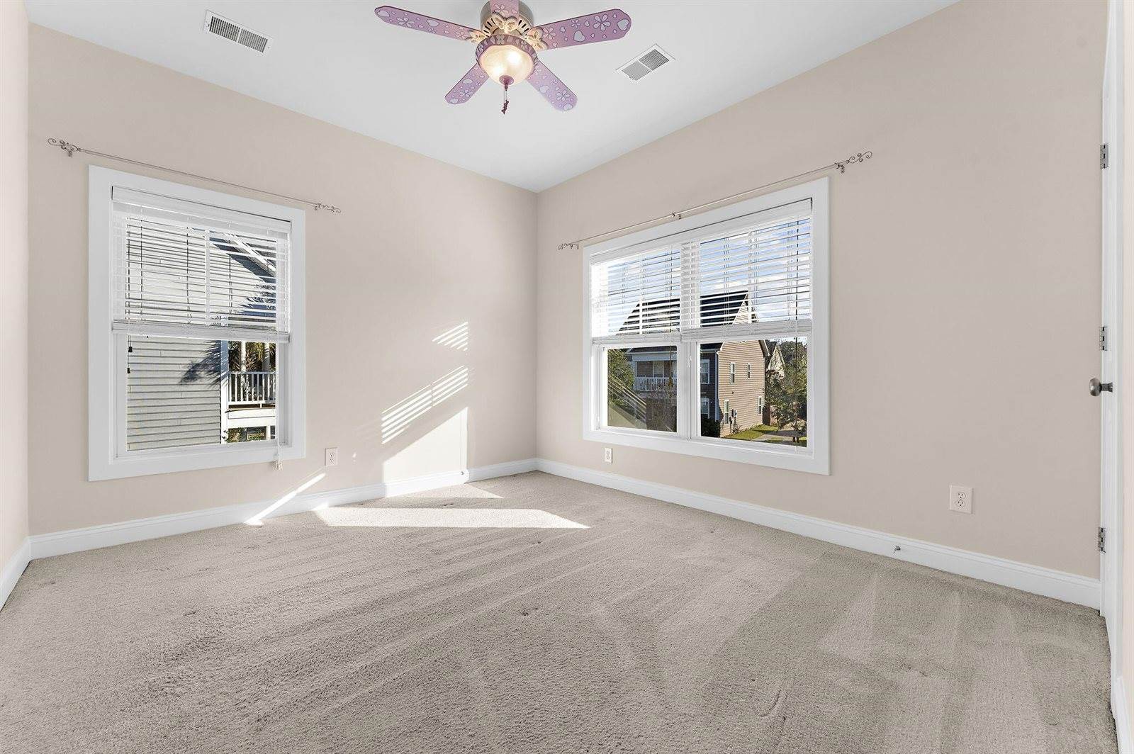 122 Scrapbook Lane, Summerville, SC 29483