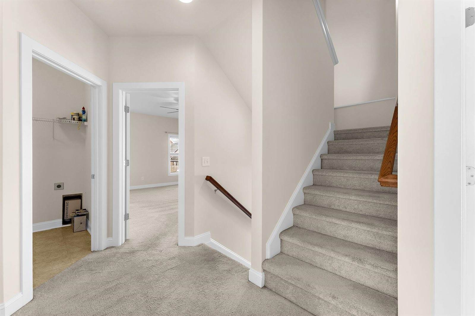 122 Scrapbook Lane, Summerville, SC 29483