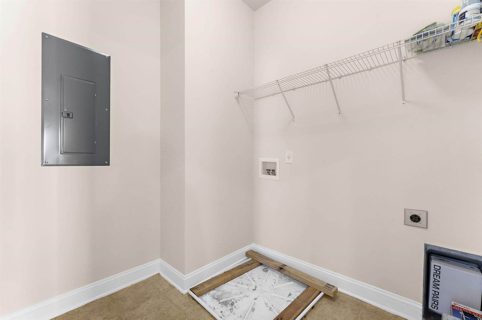 122 Scrapbook Lane, Summerville, SC 29483