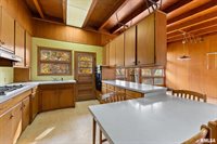 2575 33RD Street, Moline, IL 61265