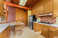 2575 33RD Street, Moline, IL 61265