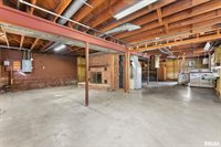 2575 33RD Street, Moline, IL 61265