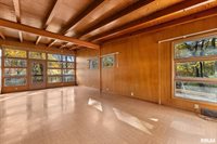 2575 33RD Street, Moline, IL 61265