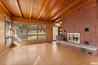 2575 33RD Street, Moline, IL 61265