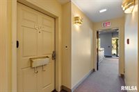 1104 Kimberly Road, Bettendorf, IA 52722