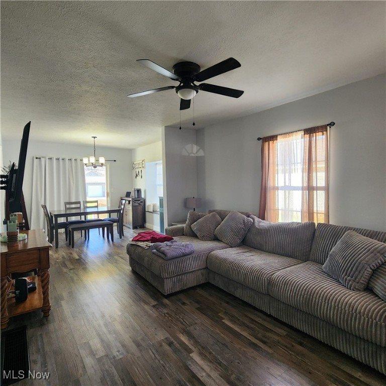 560 Heller Drive, Newcomerstown, OH 43832