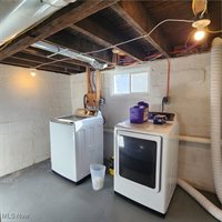 560 Heller Drive, Newcomerstown, OH 43832