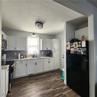 560 Heller Drive, Newcomerstown, OH 43832