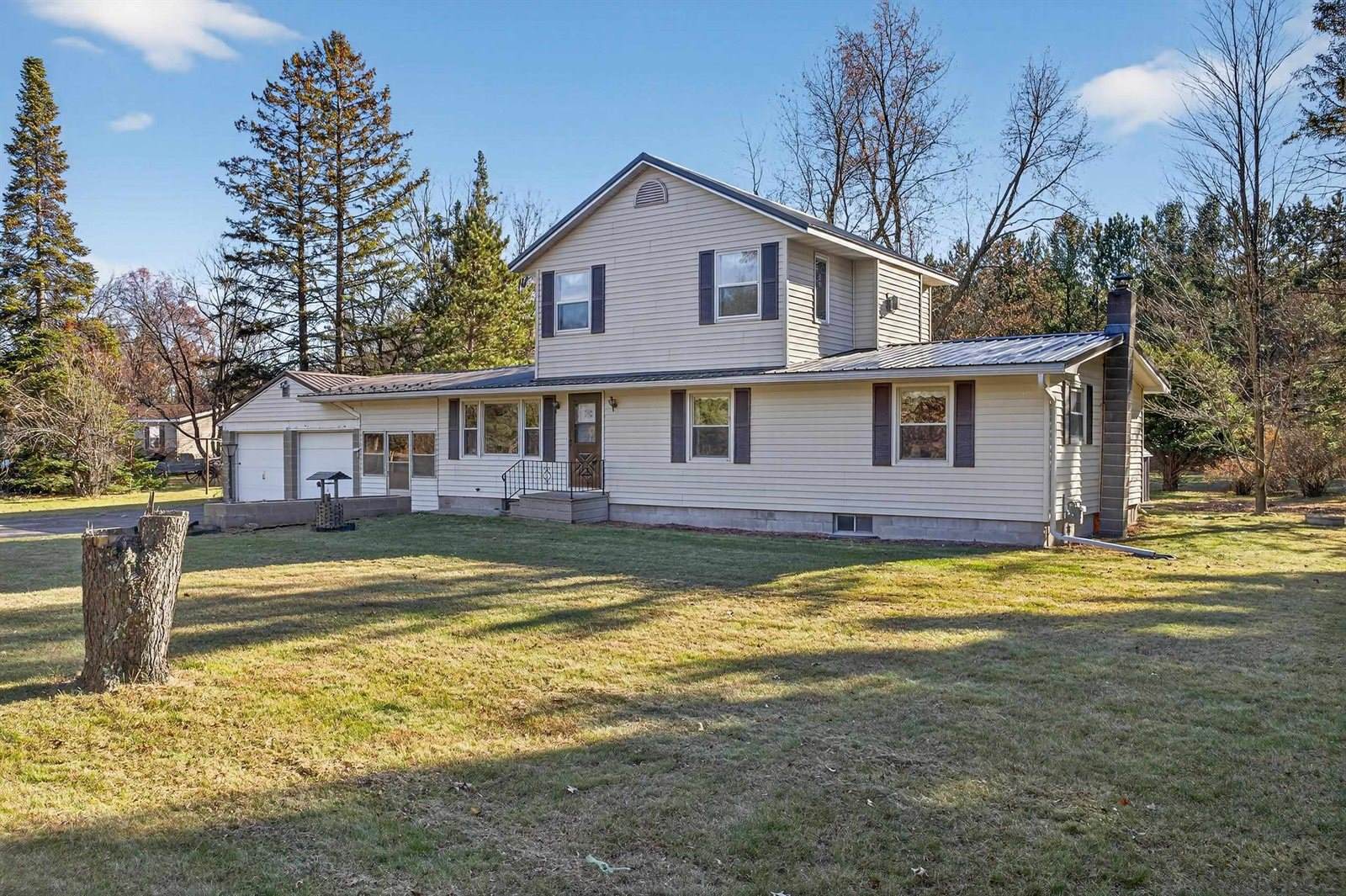 4555 Lynn Hill Road, Nekoosa, WI 54457