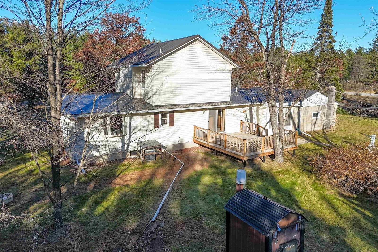 4555 Lynn Hill Road, Nekoosa, WI 54457