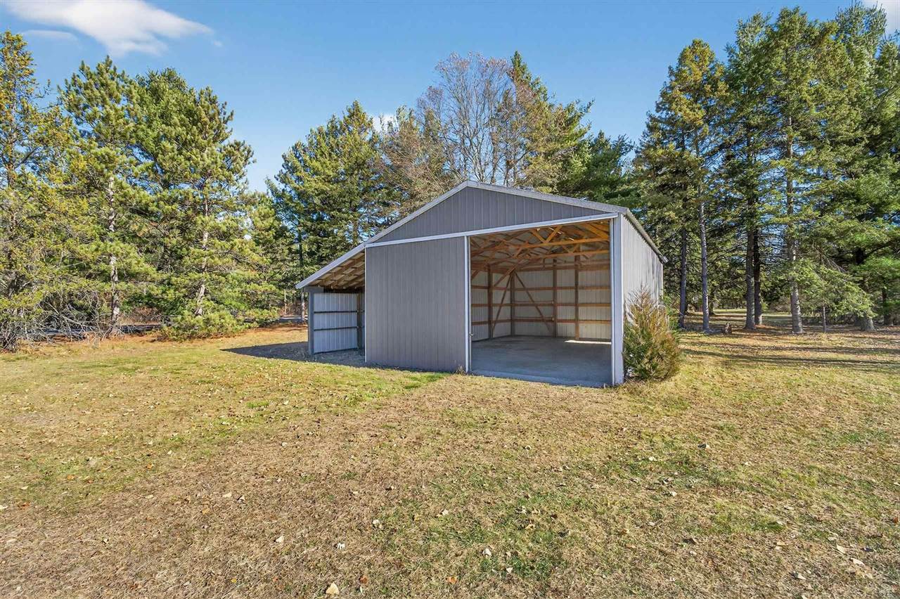 4555 Lynn Hill Road, Nekoosa, WI 54457