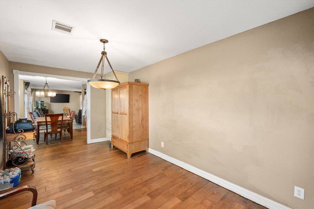 7811 East Fm 917, Alvarado, TX 76009