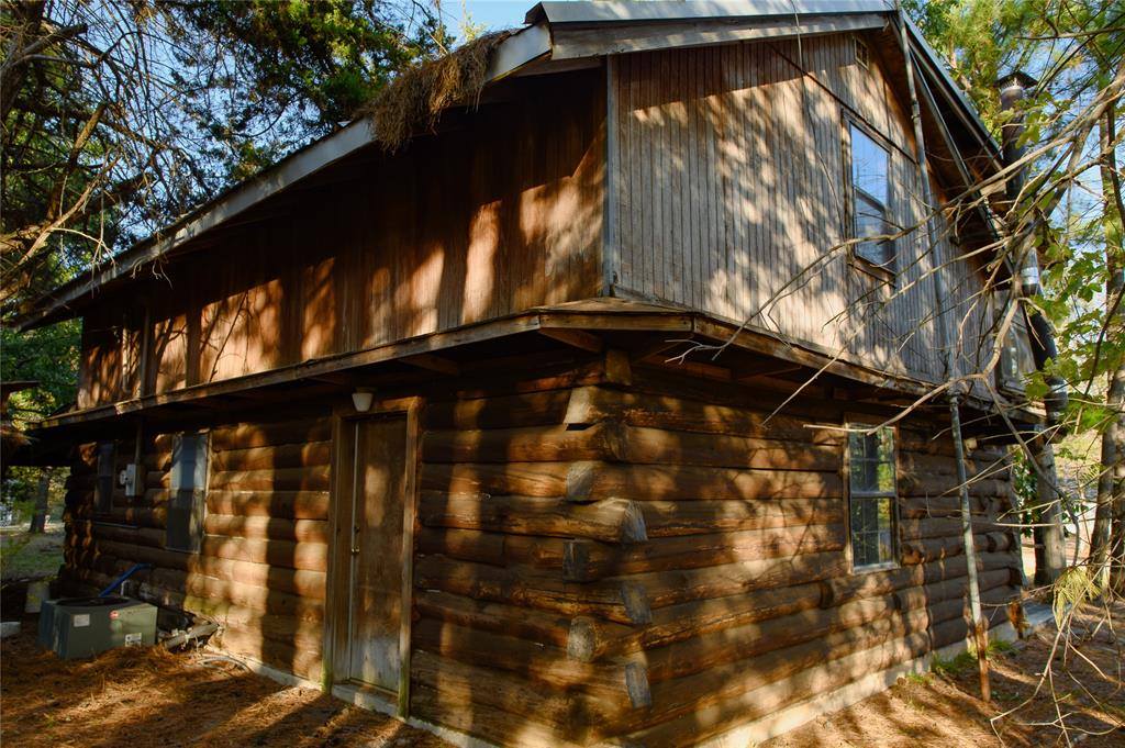 221 Clayton Drive, Pottsboro, TX 75076