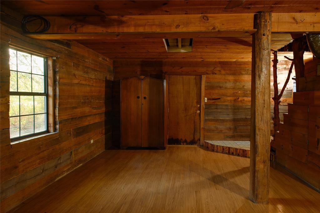 221 Clayton Drive, Pottsboro, TX 75076