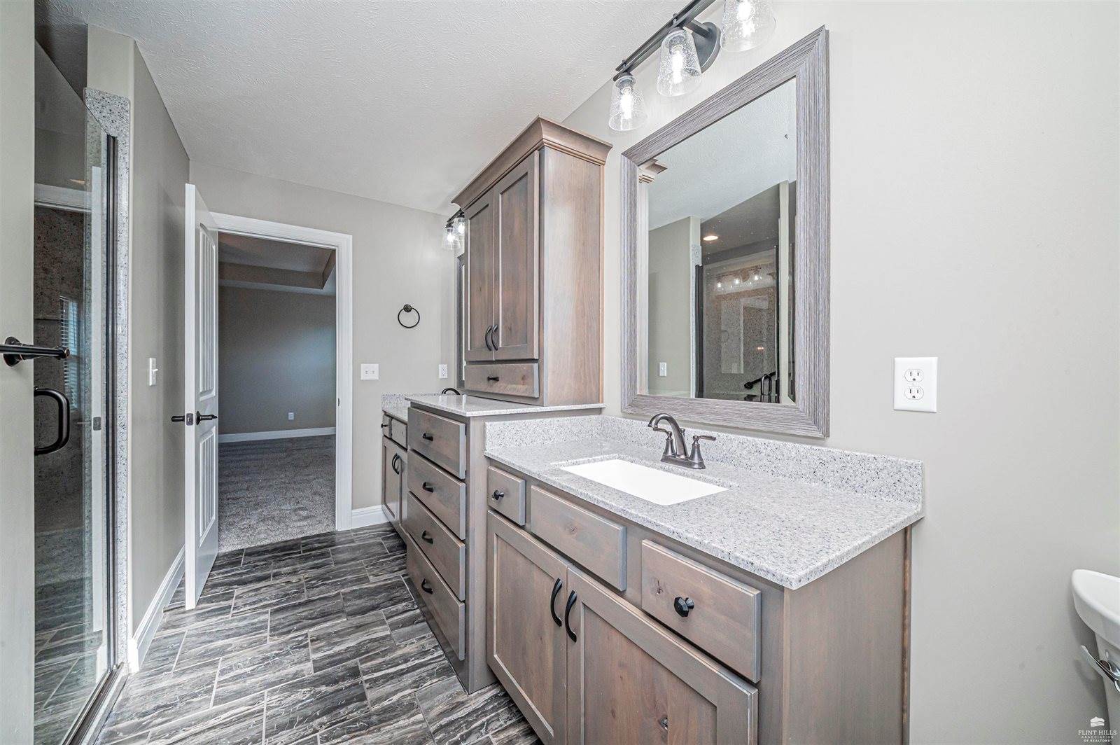 1007 Chisholm Trail, Junction City, KS 66441