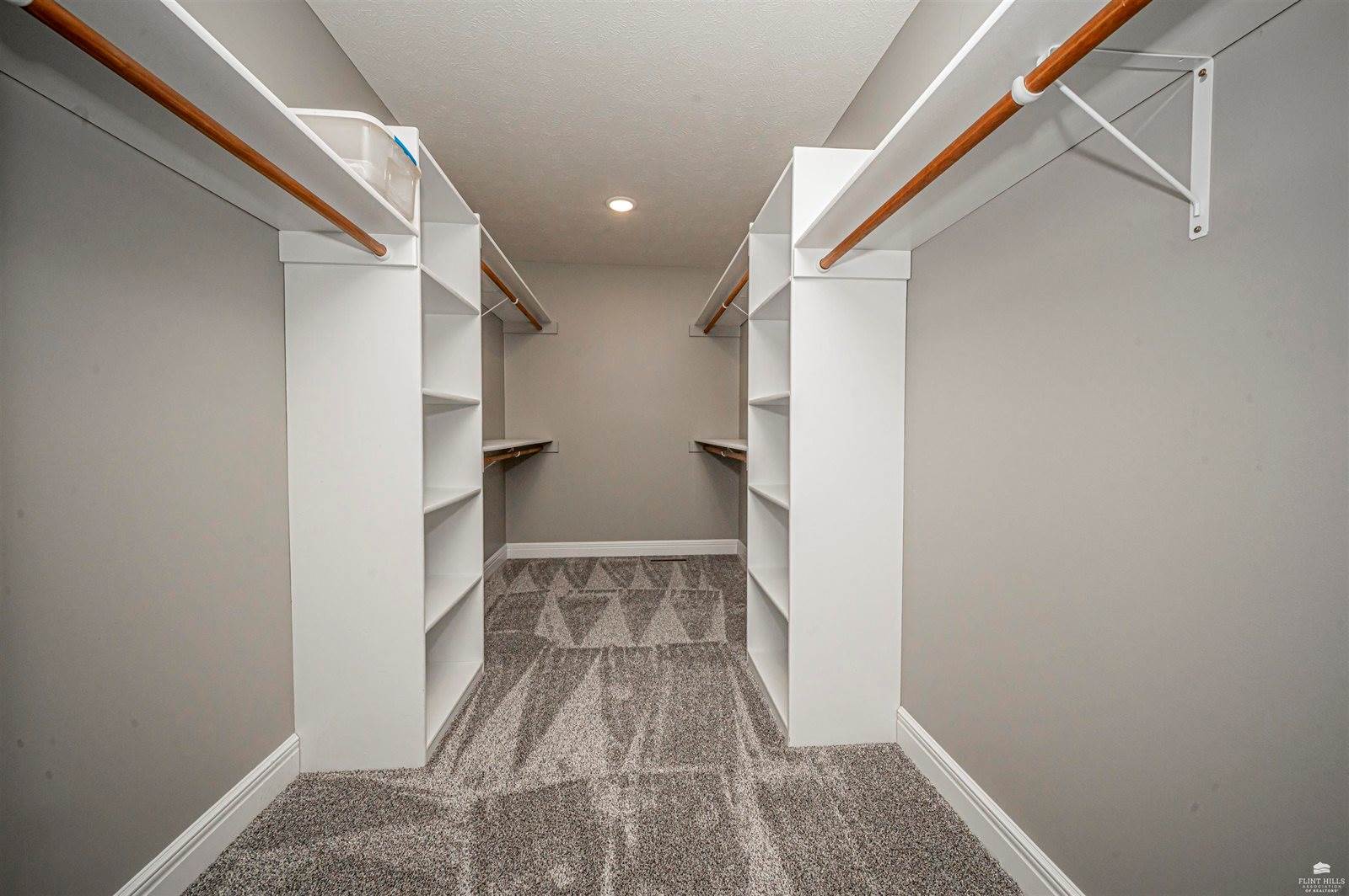 1007 Chisholm Trail, Junction City, KS 66441