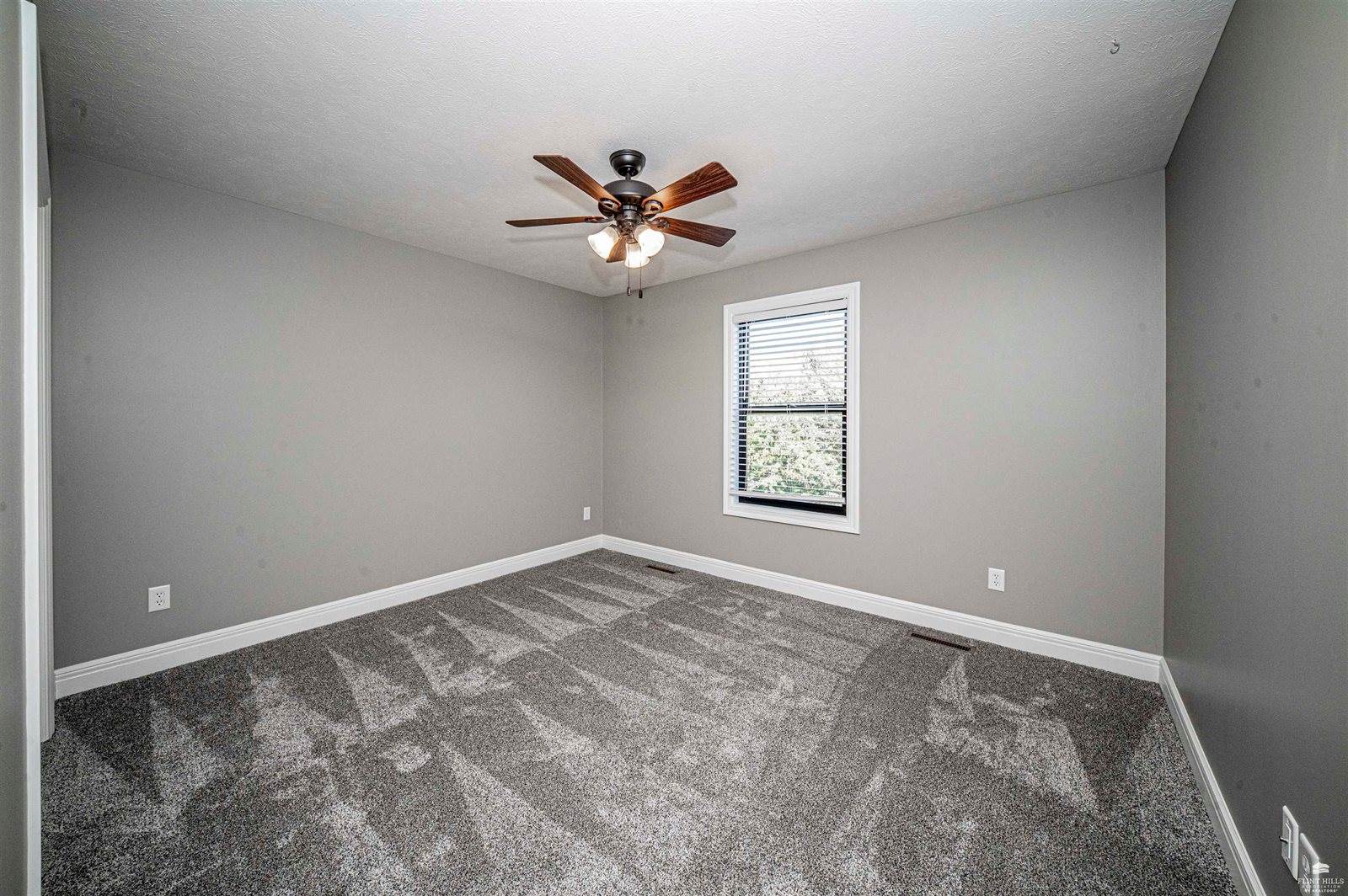 1007 Chisholm Trail, Junction City, KS 66441