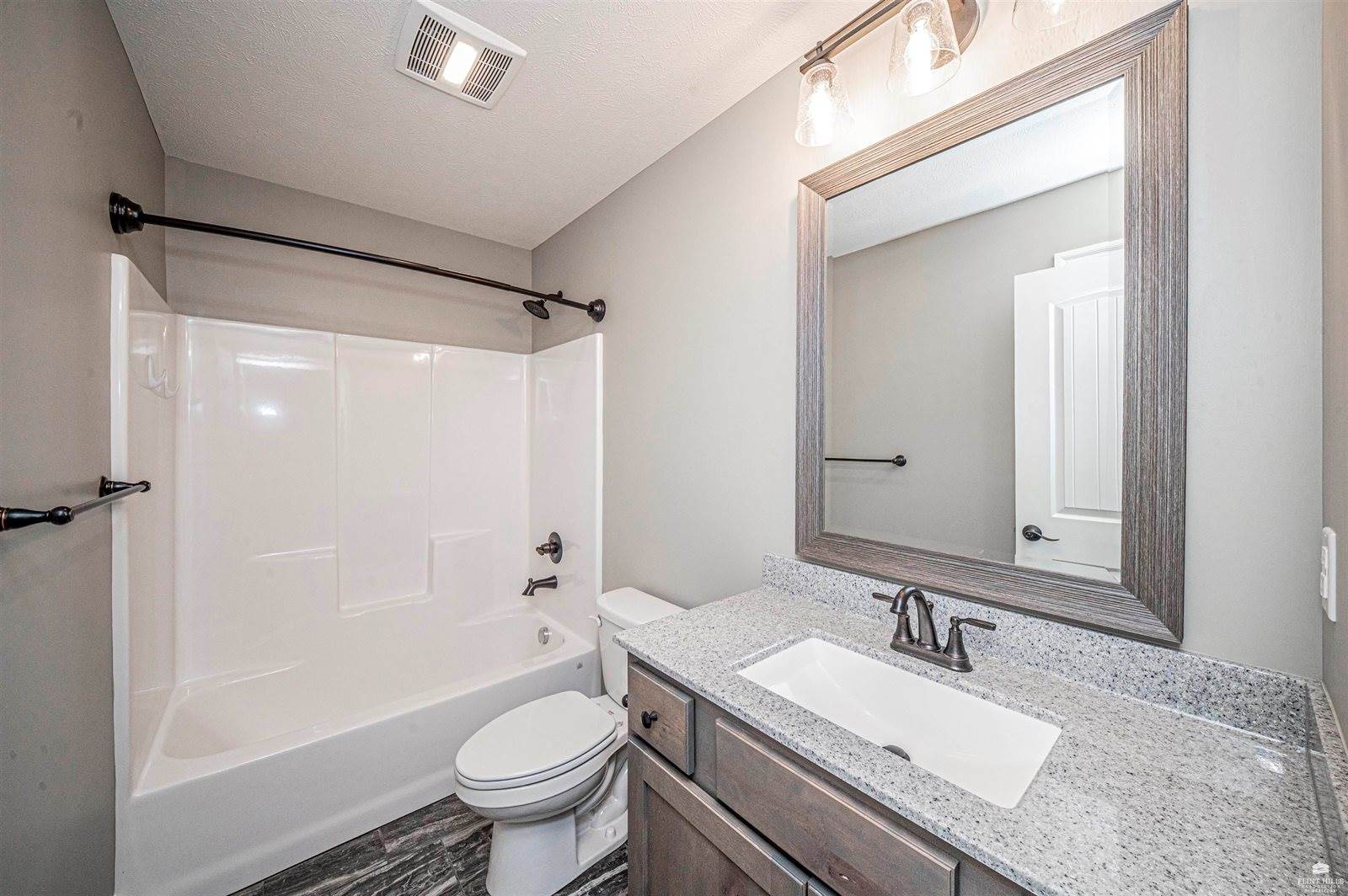 1007 Chisholm Trail, Junction City, KS 66441